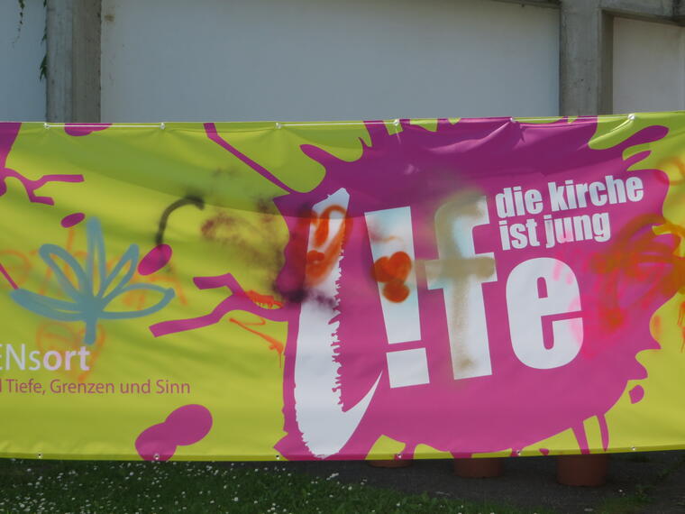 Banner der Jugendkirche life
